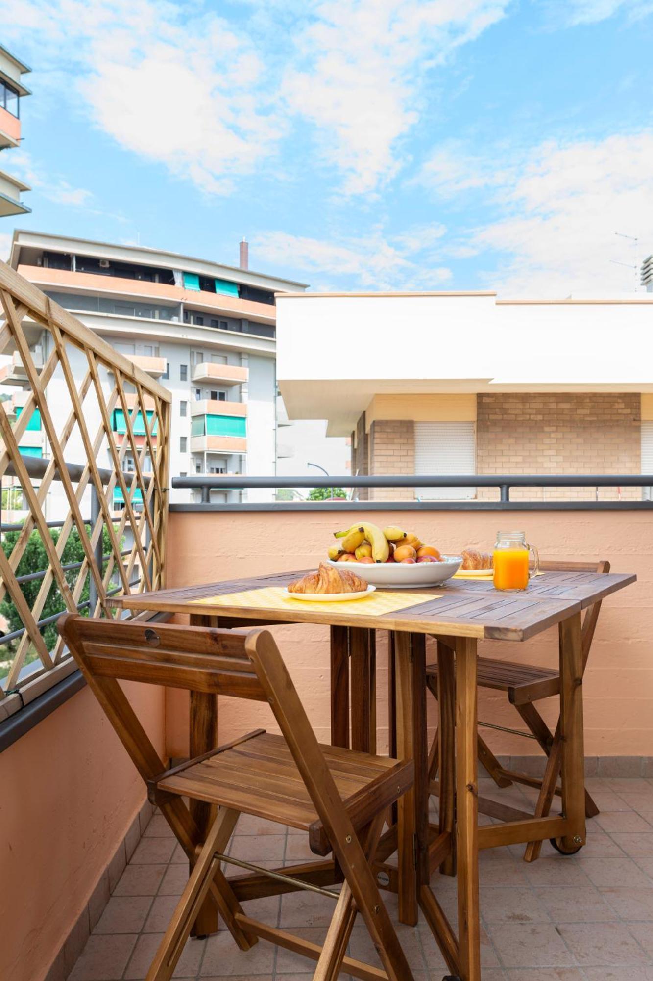 Ferienwohnung Casa Baia Flaminia Pesaro Exterior foto
